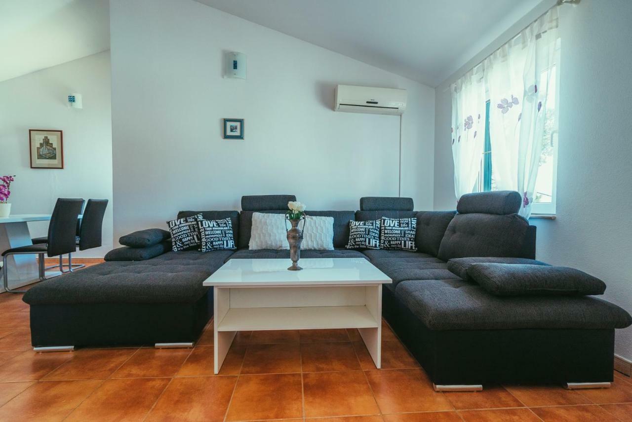 Villa Relax Veliki Drvenik Εξωτερικό φωτογραφία