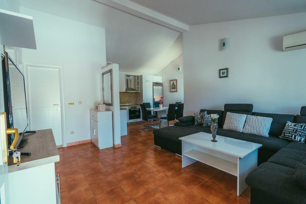 Villa Relax Veliki Drvenik Εξωτερικό φωτογραφία
