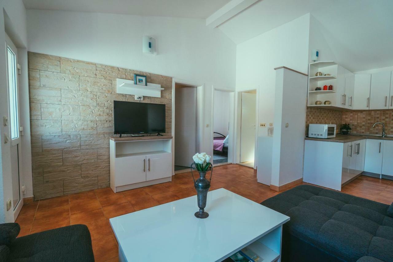 Villa Relax Veliki Drvenik Εξωτερικό φωτογραφία