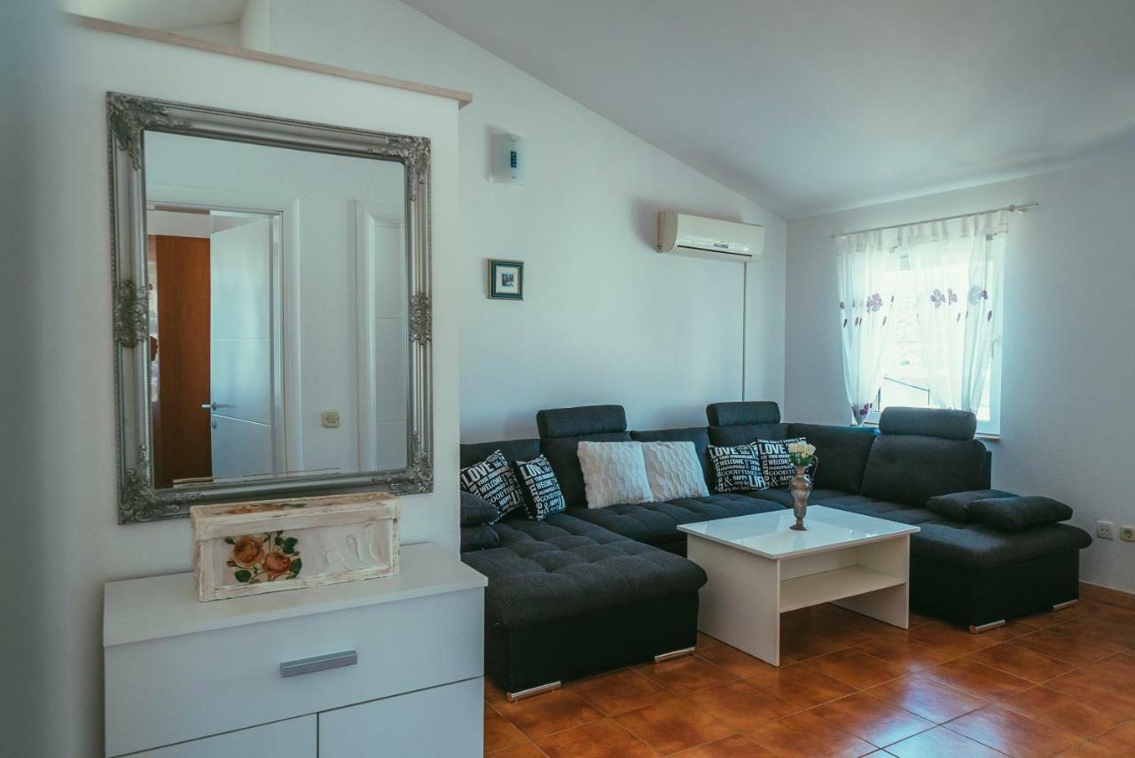 Villa Relax Veliki Drvenik Εξωτερικό φωτογραφία